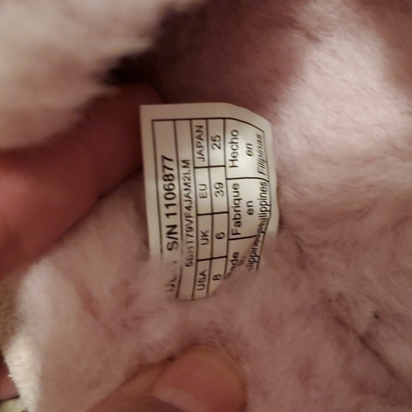 UGG slippers - Picture 4 of 8